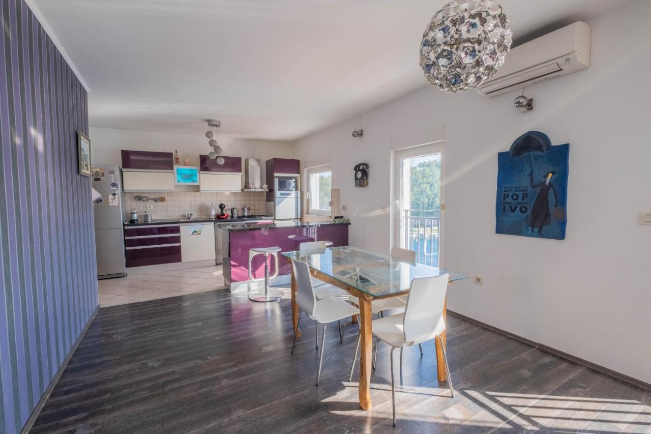 Apartman Ahel Ядраново Екстериор снимка