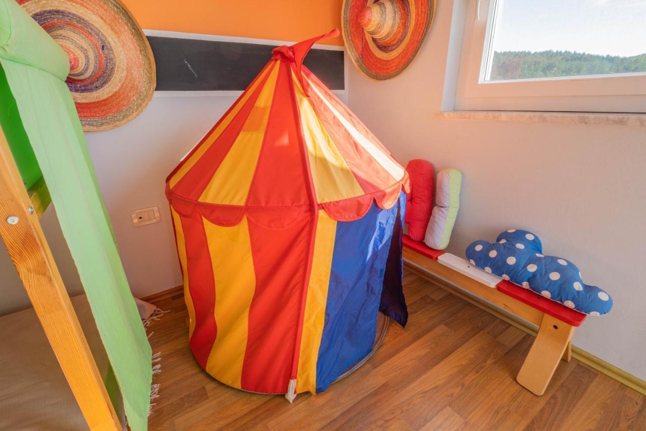 Apartman Ahel Ядраново Екстериор снимка